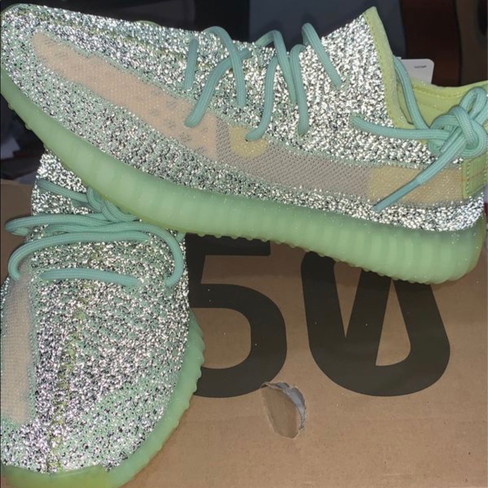 Yeezreel Yeezy 350 reflective